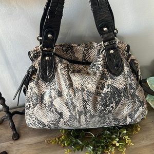 Danier bag